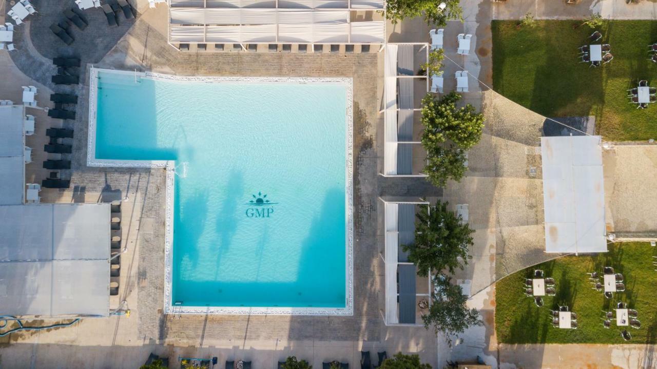 Buka Sandy Beach Messíni Eksteriør billede